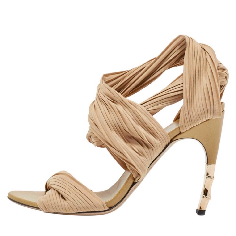 Gucci Tan Pleated Heels